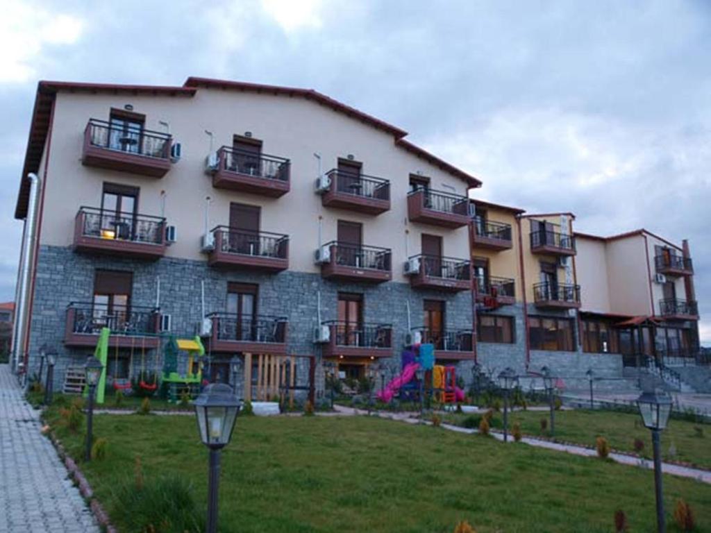 Hotel Panorama Áyios Pandeleḯmon Extérieur photo